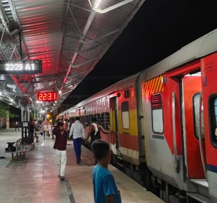 Ludhiana-Jakhal passenger train