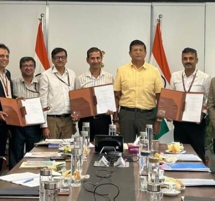 Signing of a MoU among DBN, the Government of Chhattisgarh, CSBIL, BSNL, and CHiPS for the implementation of the revised BharatNet program in Chhattisgarh.