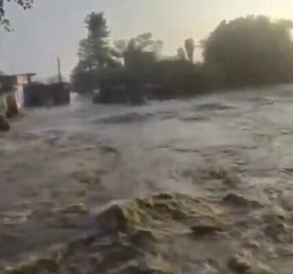 Flood situation in North Bihar critical due to continuous rain in Nepal