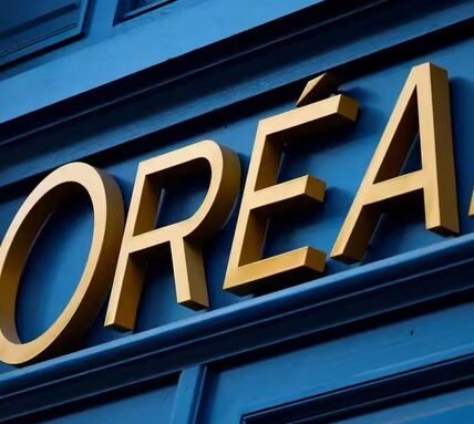 LOreal India acquisition of Onesto Labs.