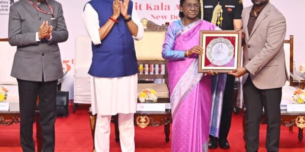 President Droupadi Murmu presented the Lalit Kala Akademi Awards to the artists selected for the 65th National Exhibition of Art.