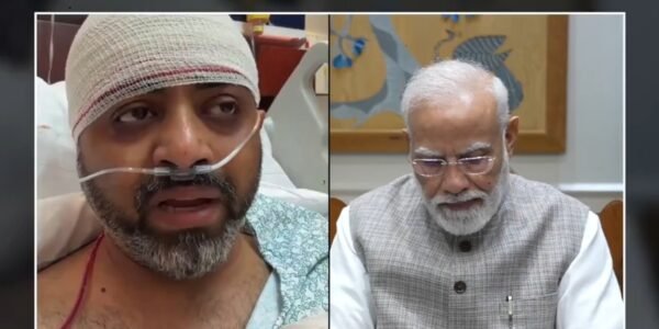 Prime Minister Narendra Modi spoke to Flydubai pilot Captain Smit Machhar.