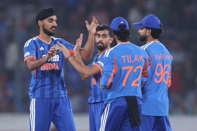 West Indies defeated India by 24 runs in the fourth T20 cricket match